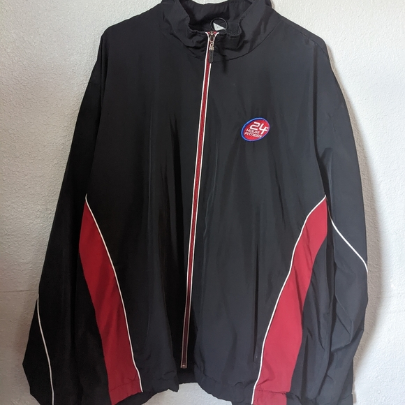 Destinations Other - Vintage 24 Hour Fitness windbreaker